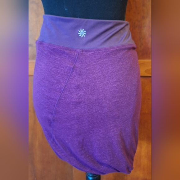 🍇ATHLETA mini skirt. Size XS - Picture 4 of 9